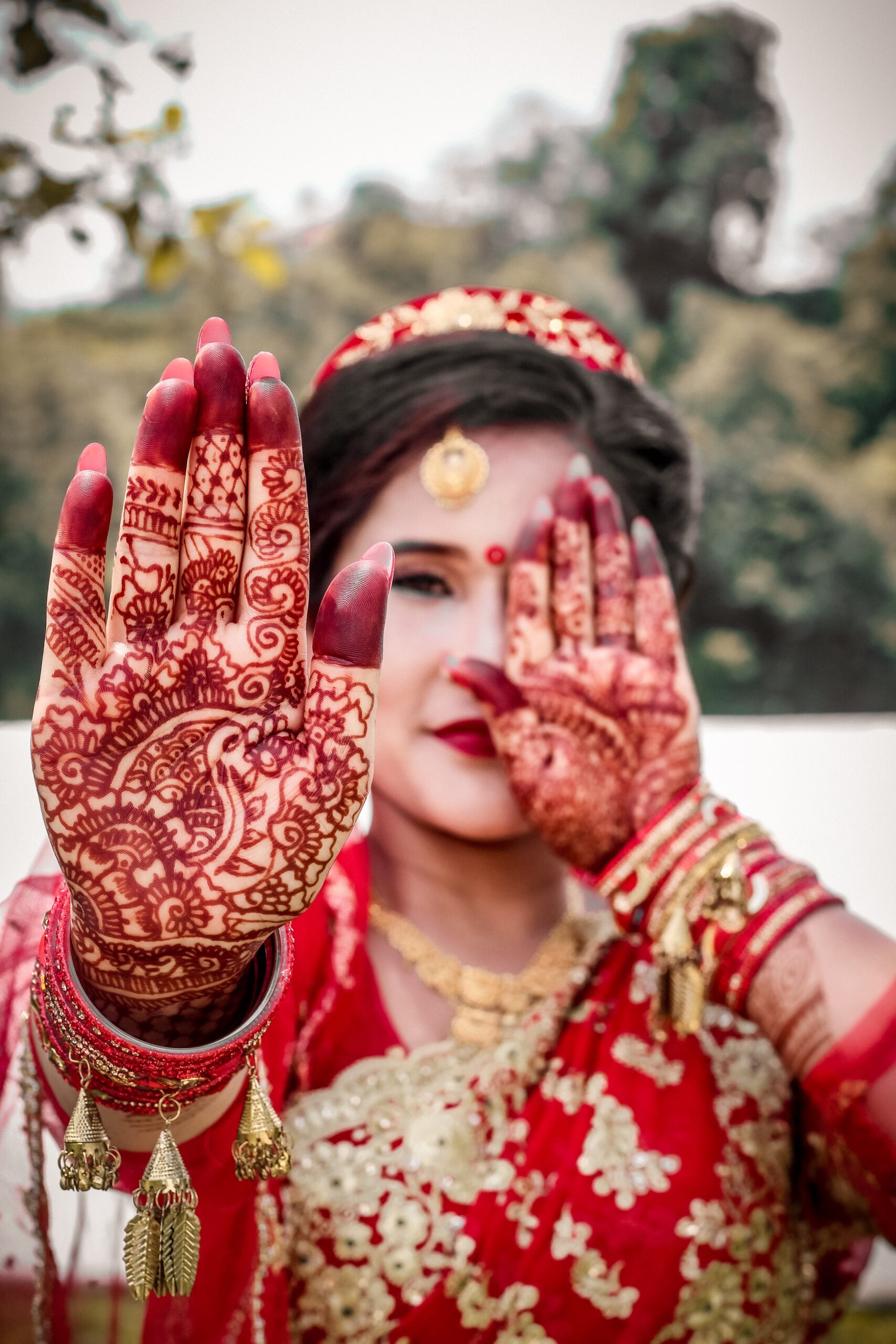 Bride showing her Henna design